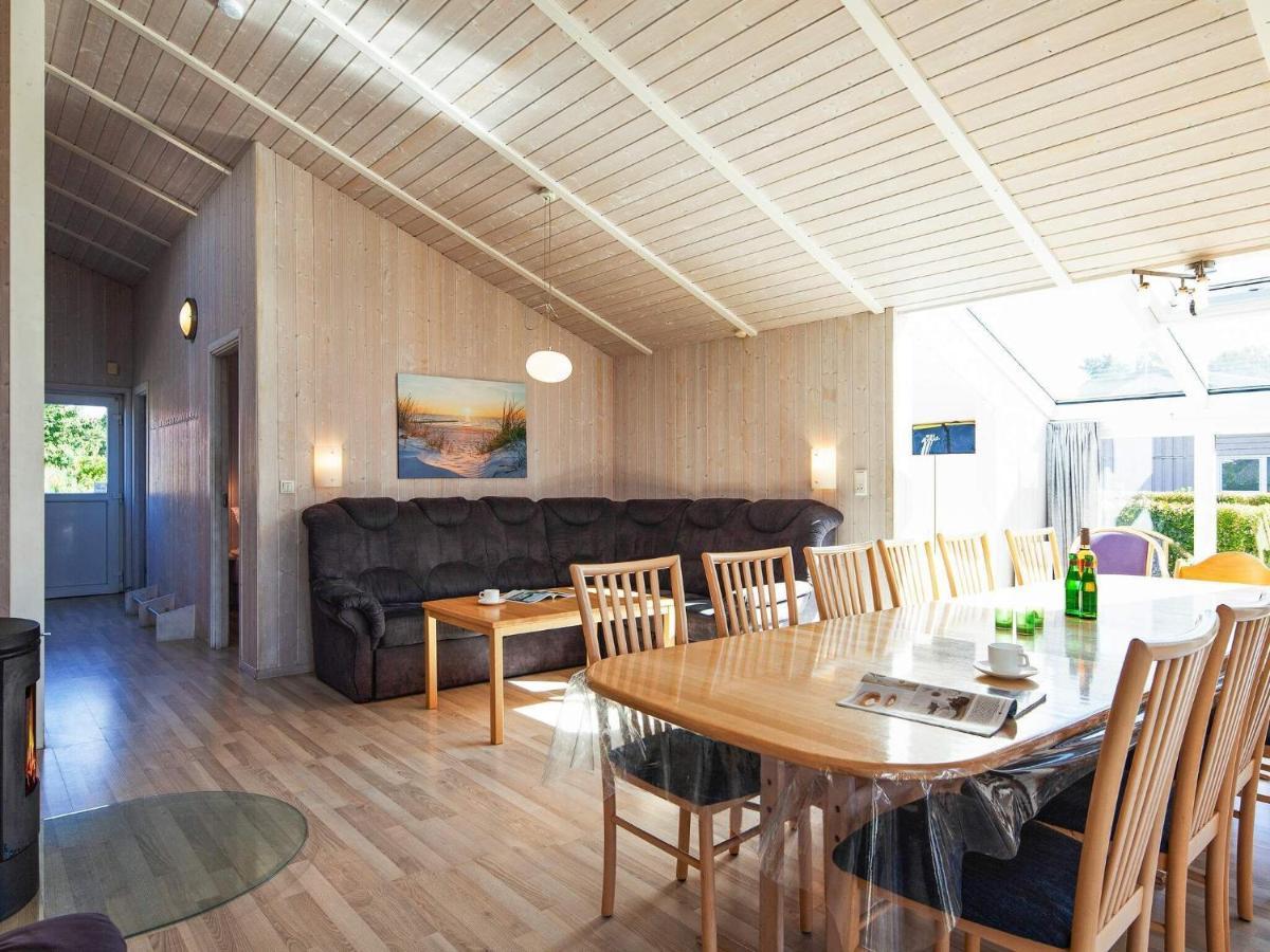 12 Person Holiday Home In Grömitz Exteriér fotografie
