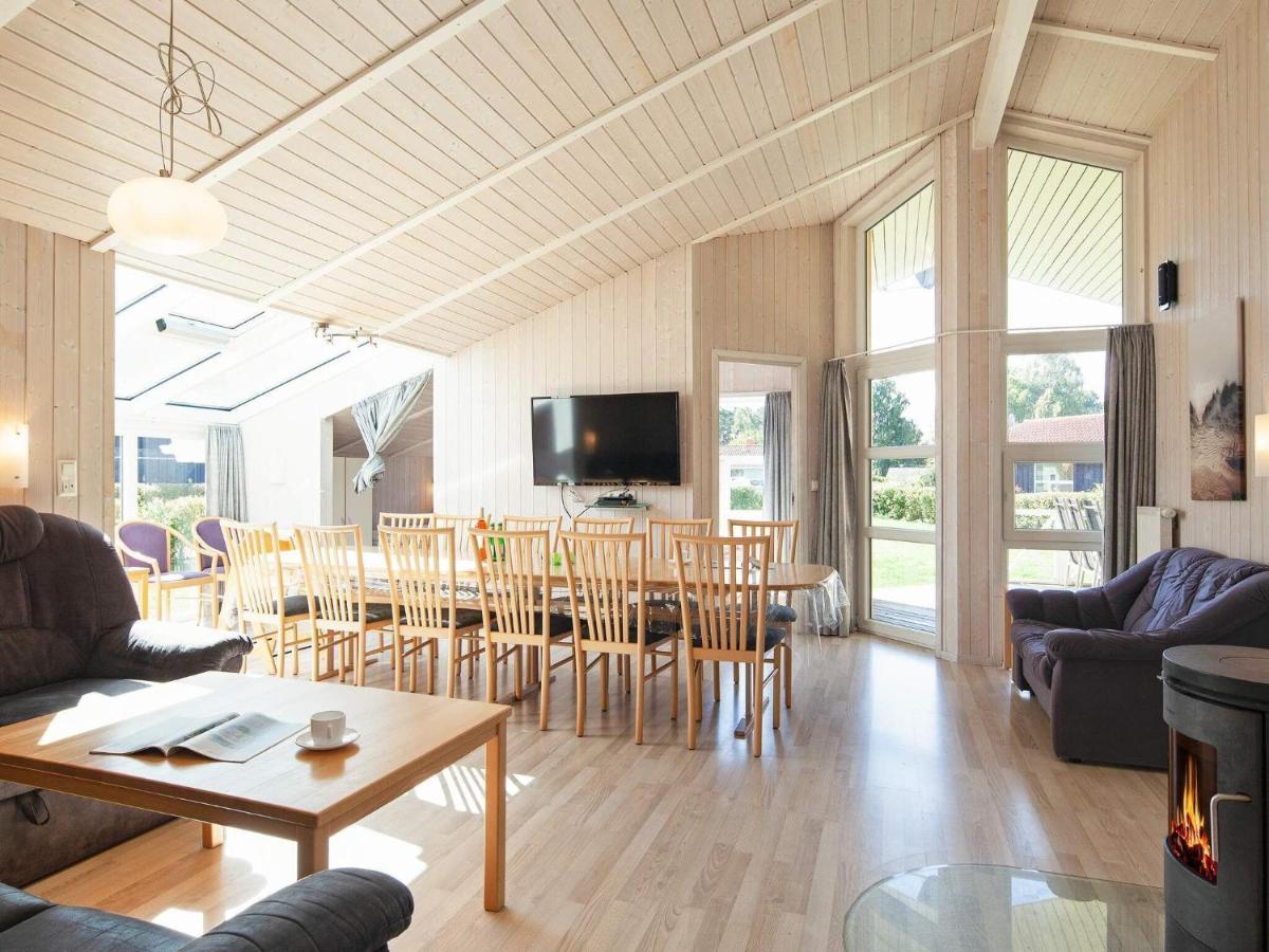 12 Person Holiday Home In Grömitz Exteriér fotografie